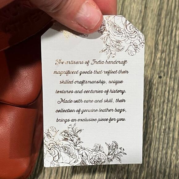 NWT Womens Genuine Leather Crossbody Bag Twist Closure Striped Interior Orange - Picture 4 of 11